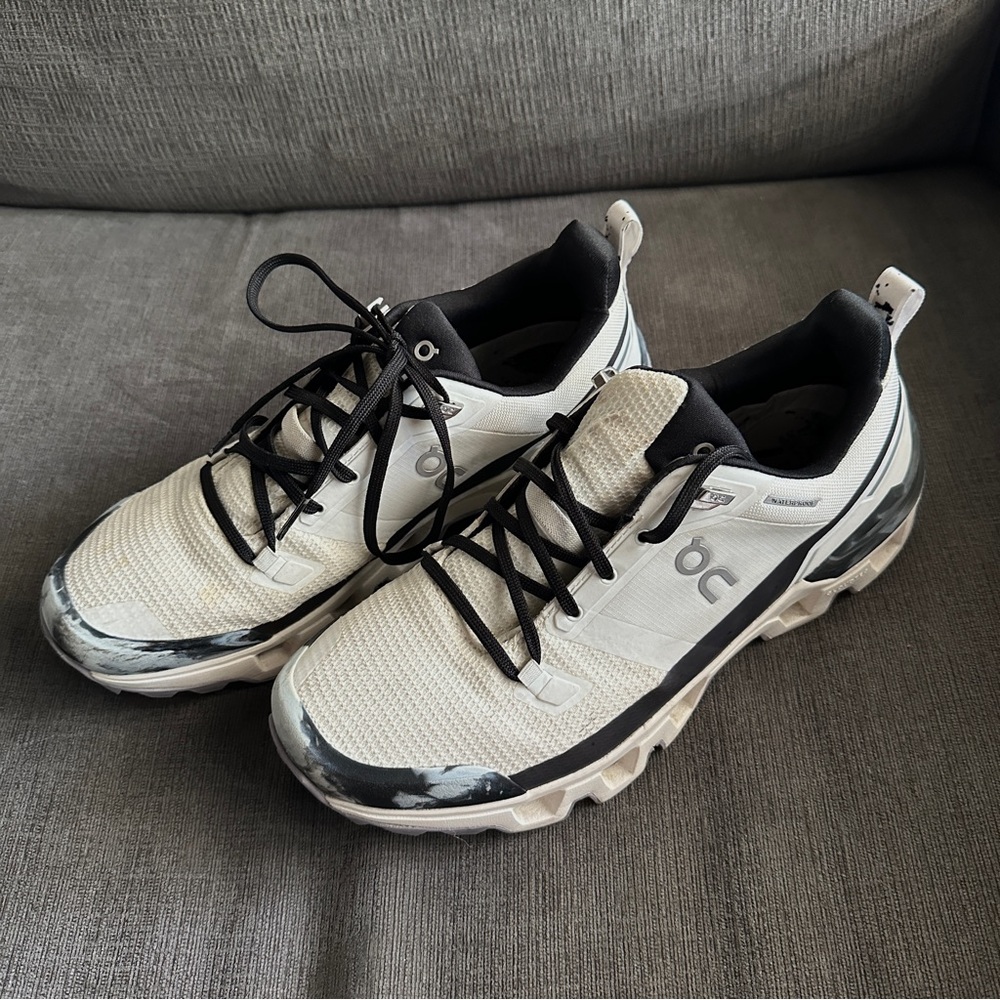 On Cloud - On Running Cloudwander Waterproof